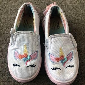 Tom’s unicorn shoes size 6 walker